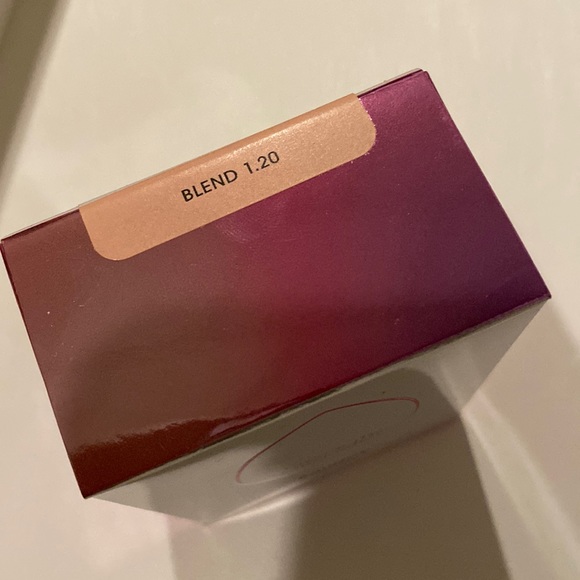 ☀️NEW Beauty Blender Foundation Bounce Liquid Whip Long Wear Blend 1.20 - Picture 4 of 4